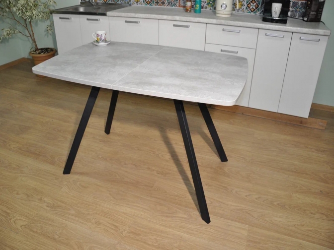 Стол обеденный раскладной Орфей цемент светлый + черный