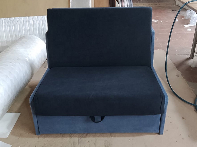 Малогабаритный диван Сицилия 100 см, аккордеон без подлокотников, обивка велюр черный и сине-серый, в наличии