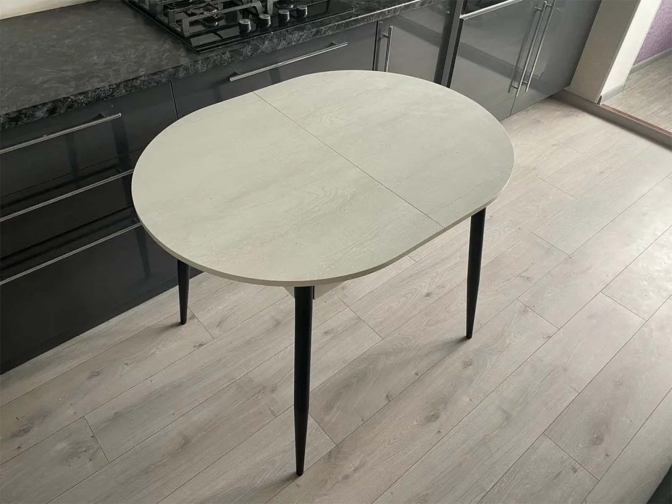 Стол обеденный раскладной Стиль-1 бетон белый + черный