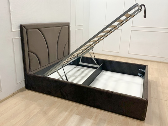 Кровать Марбург с ортопедическим основанием 160 или 180